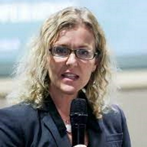 Dr. Kerry Nankivell